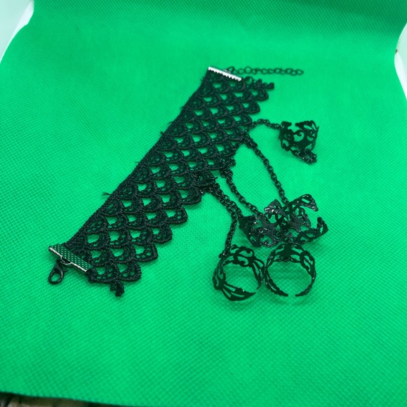 Creative Vintage Black Lace Finger Wrist Chain Rings Bracelets for Women Metal - Picture 4 of 6